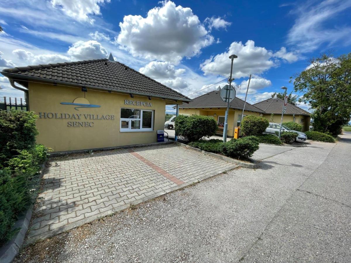 Holiday Village Senec Exterior foto